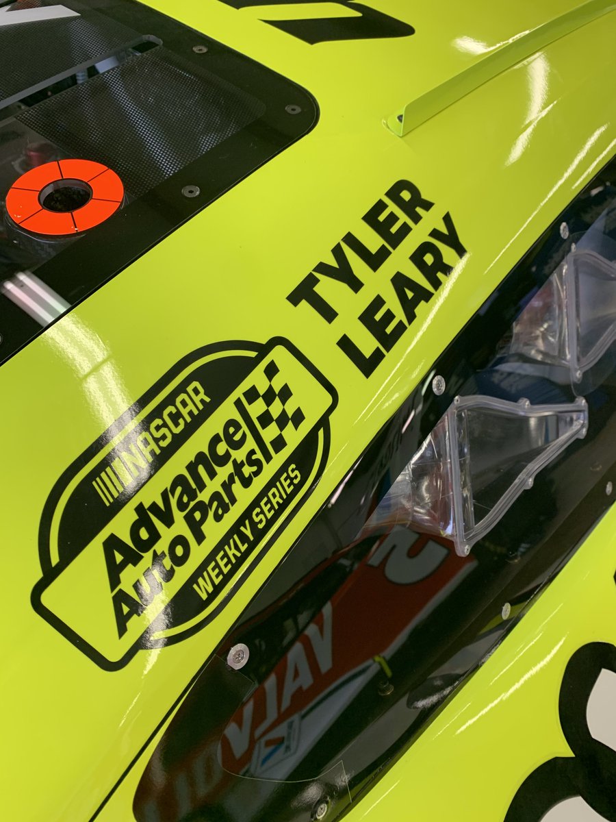 NASCARRegional's tweet photo. These #NAAPWS track champions are riding with @Blaney today! https://t.co/ZjREUrVsf5