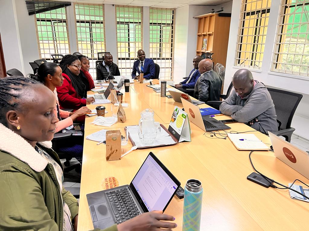 kenaff_farmers's tweet photo. Present at the meeting are KENAFF CEO and staff as well as 2SCALE Team leader Mr. Patrick Boro and 2SCALE officers. https://t.co/6PtDr8A3LL