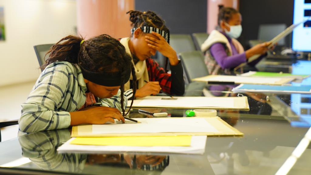 <a href="/DanEnergyET/">dan</a> Unlocking creative potential. Fueling artistic dreams. Our art sessions empower youths to recognize their gifts, tap into their talent, and achieve greatness through hard work and dedication.