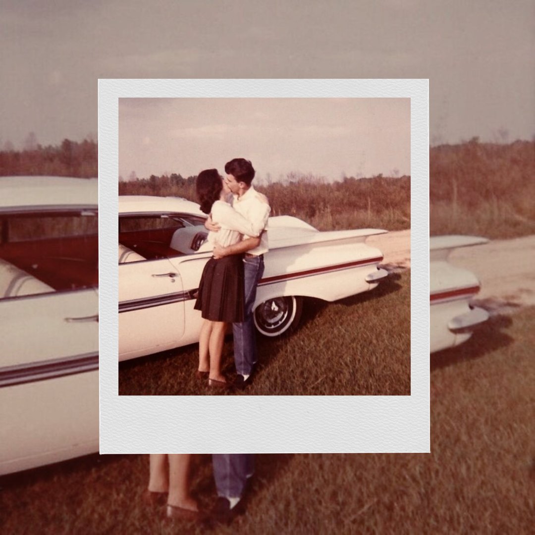 agentnena's tweet image. Oi gente! Eu escrevi um conto!

"Aos tempos" conta sobre destino e amor. Sobre questionamentos da vida e também sobre velhice.

Custa apenas R$1,99 e está disponível no K.U. Se puderem dar RT para ajudar. O link é:

a.co/d/42VnndD

Leia, avalie e me conte sua opinião!