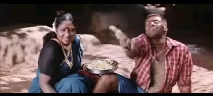 JeffMeMer2's tweet photo. @Raghublast @Rajeswaripriya3 அந்த ஒயின்ஷாப்ல கட்டிங் வாங்குற தாயோலி போல நீ.. 😆 https://t.co/semx1JRlwF