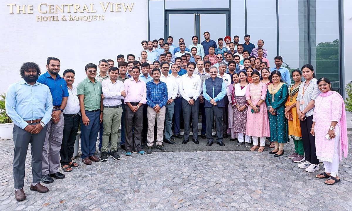 Farewell season started <a href="/RndIndianoil/">IndianOil R&D</a>