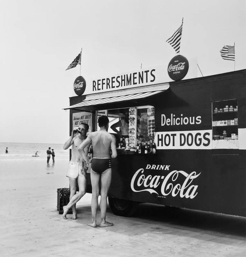 Happy's Refreshment Stand, Florida, 1954 • Berenice Abbott •