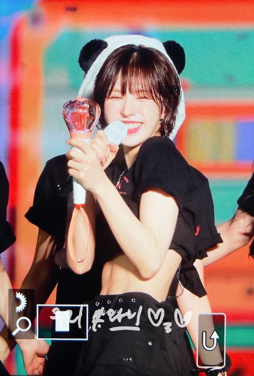 aboutssw's tweet photo. 🥺🥺 https://t.co/AjBW8jPtDW