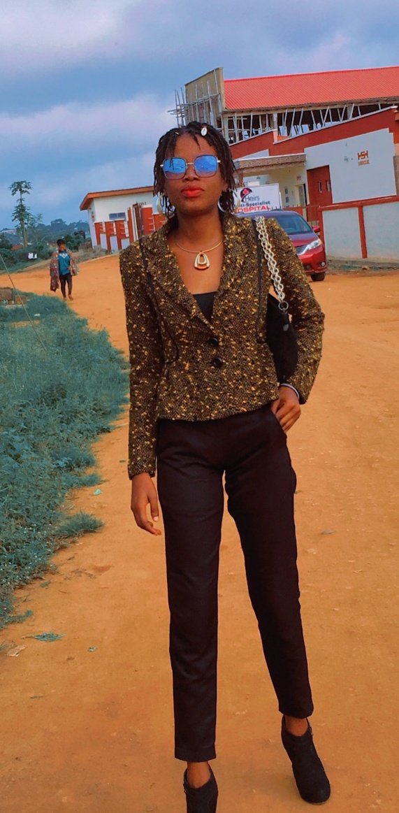 AnikeBeloved__'s tweet image. #FYBWeek
#ClassInvicta
#CorporateDay
#Day1
#Awatifeparischool