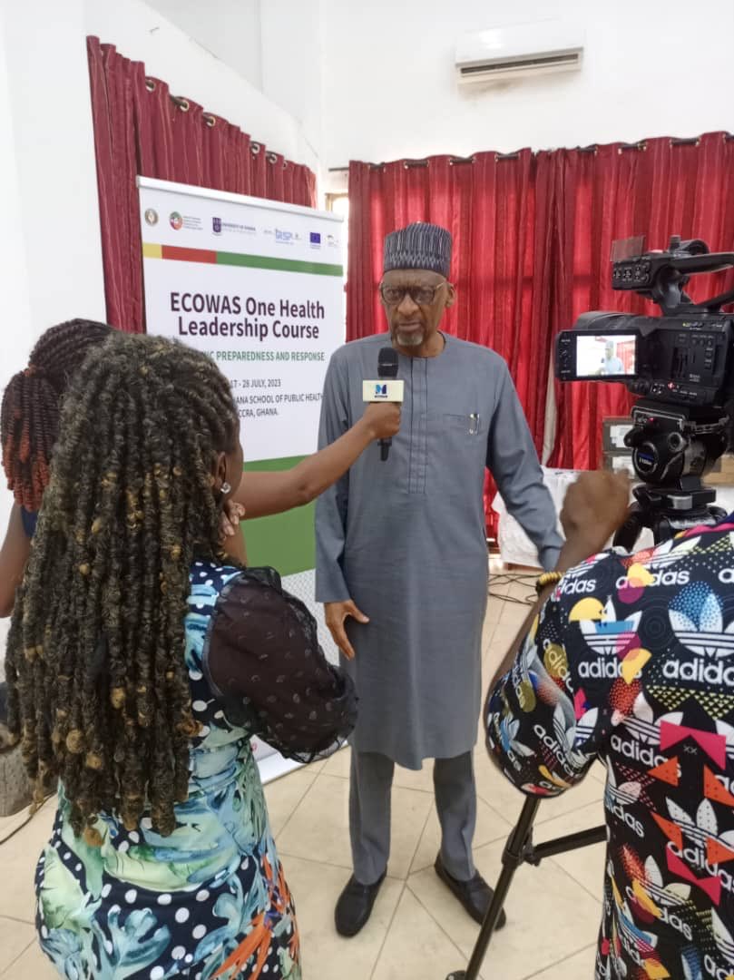 Very grateful to H.E Amb Baba Wakil Permanent representative of <a href="/ecowas_cedeao/">Ecowas - Cedeao</a> President In Ghana for the opening remarks on behalf of ⁦<a href="/OoasWaho/">WAHO | OOAS</a>⁩ ⁦<a href="/Ecowas_cdc/">ECOWAS Centre for Surveillance and Disease Control</a> during the launch of the OH Leadership Course⁩. Glad to invest on future generations of OH leaders.