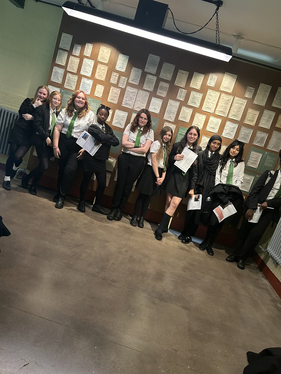 Stockgrn's tweet image. Year 8 are experiencing the life of the Bletchley code breakers today!
@the_atlp @bletchleypark #codebreakers