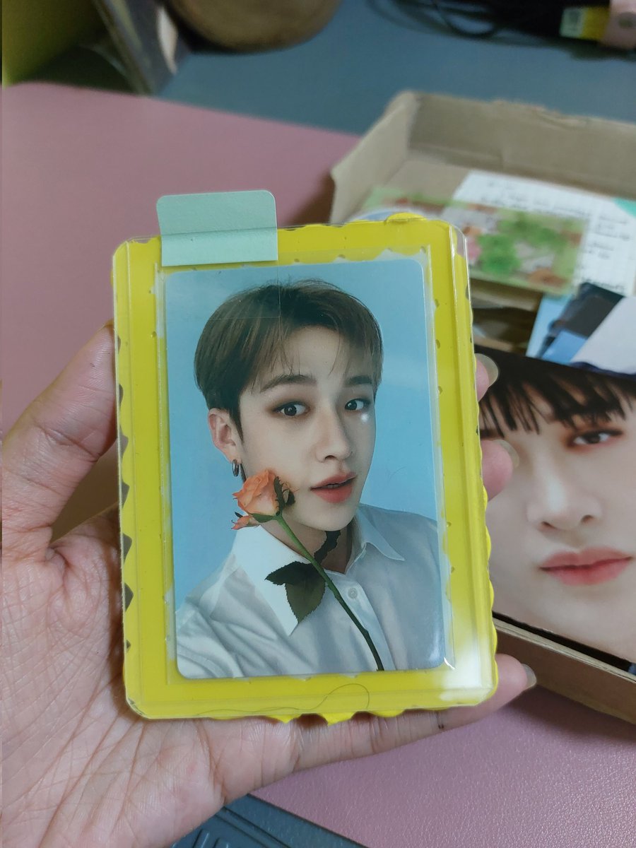 tweetuan's tweet photo. received my order from @NiaSells_skz! thank you so much po! 🥰 dagdag nanaman sa chris coll ko. ang boyfriend tlg netong pc na 'to, huhu. buti nahanap ko selling tweet mo. tysm rin sa freebies!

✨️ #Aqhroditeproofs https://t.co/cijsgGdA0p