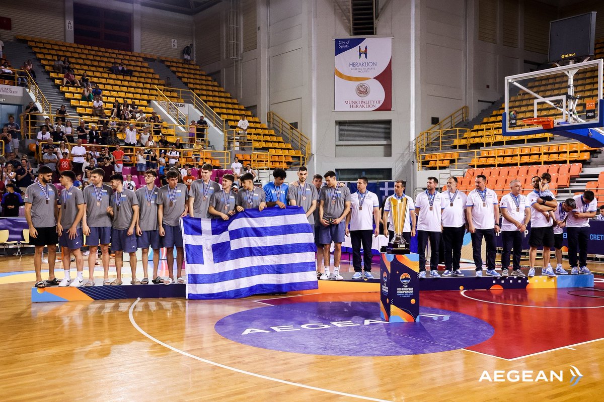 Aegean Airlines tweet media