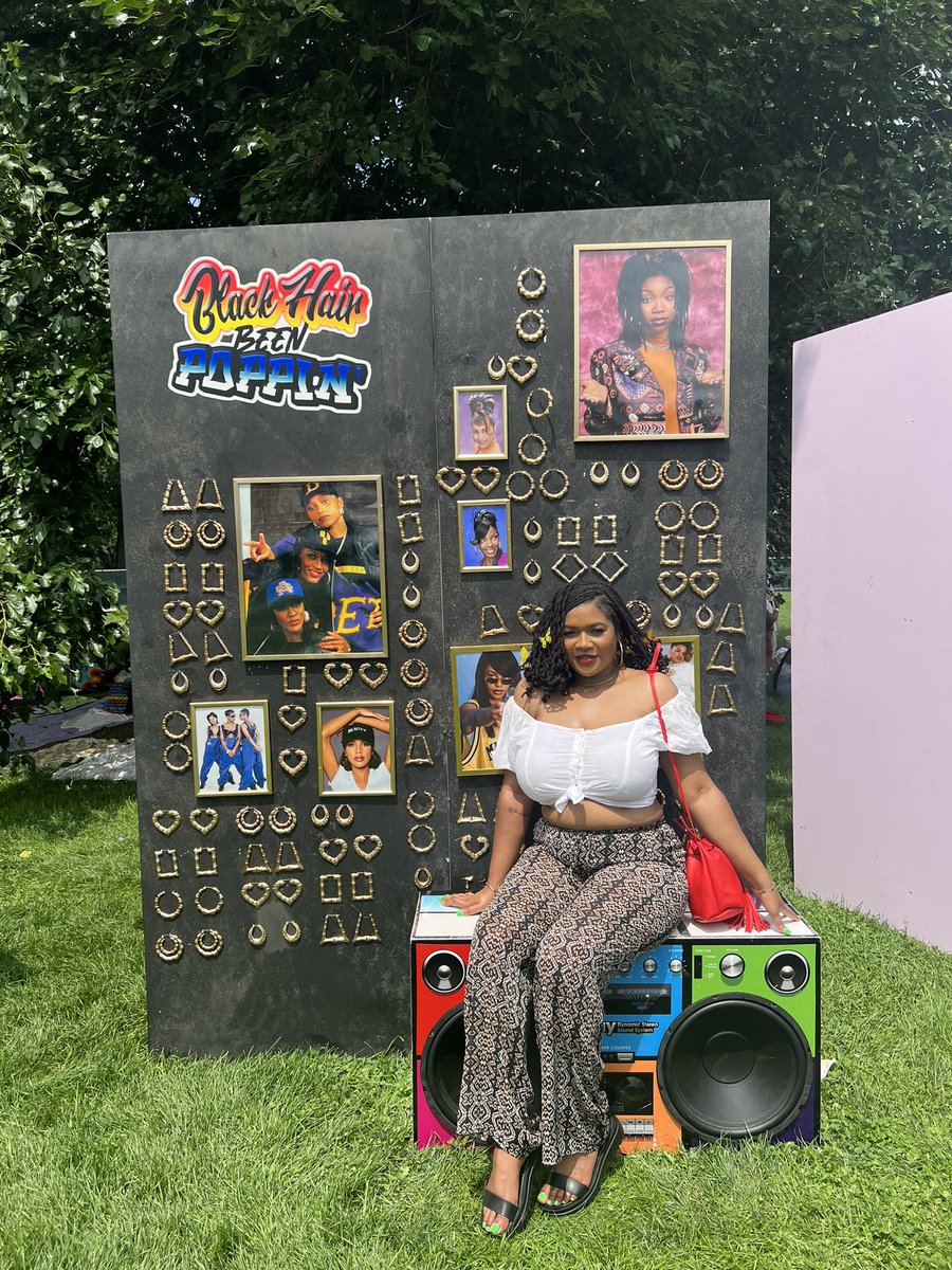 ohthatsteeee_'s tweet image. #Curlfest was such a vibe! 🩷