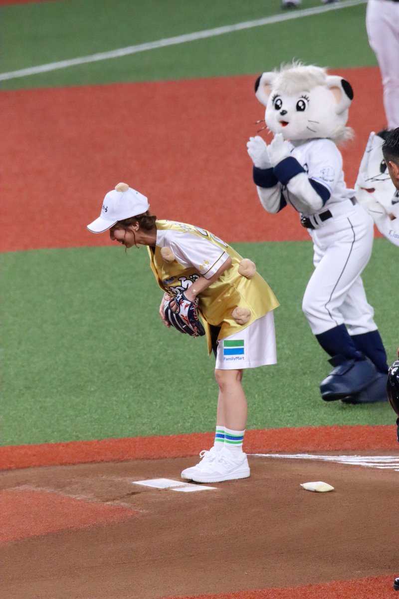 chi_j3's tweet photo. 辻ちゃん🫶
#辻希美 
2023.07.17@ベルーナドーム https://t.co/jLCpDeMePx