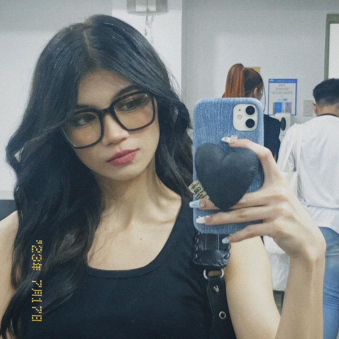 KAIALottePH's tweet photo. [ 071723 #KAIA_CHARLOTTE INSTAGRAM UPDATE ]   

"🏴"

#WONDERLOTTEPH 
@KAIAOfficialPH #KAIA https://t.co/RvASKP7k7E