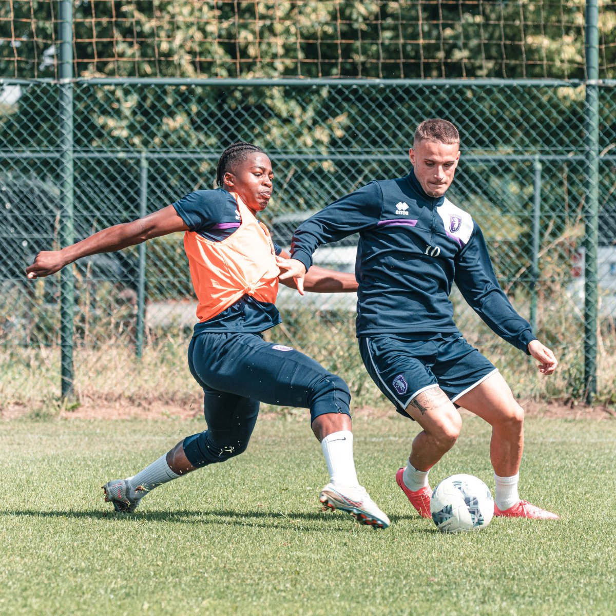 kbeerschotva's tweet photo. Pittige eerste sessie. ⚽

#WeAre13 https://t.co/JWgVyEhb0k