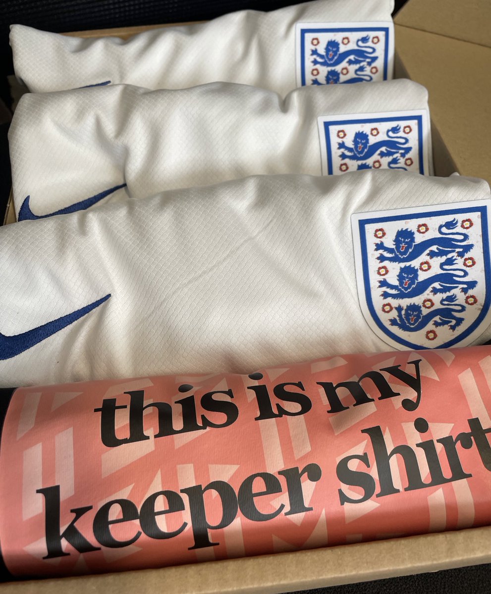 wearefoudys's tweet photo. Check out this customers order ๐
X3 England Home Curved Fit Shirts
X1 Foudys โthis is my keeper shirtโ Tee
Shop with us today for your England essentials ๐ซ
#FIFAWomensWorldCup #Lionesses #England #WWC #Foudys https://t.co/h8ovwDS5hh
