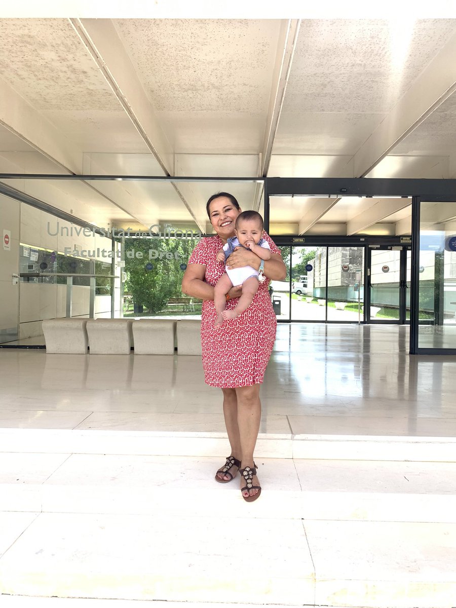 Master en Razonamiento Probatorio
Girona, Cataluña 2023!!! 

España 🇪🇸 

Nunca creas cuando te digan que por tener hijos ya no puedes !
Cuesto mucho más, pero si se puede!!

Gracias a mi familia, amigos, maestros, a mi esposo y sobre todo a mi hijo por su apoyo !!!