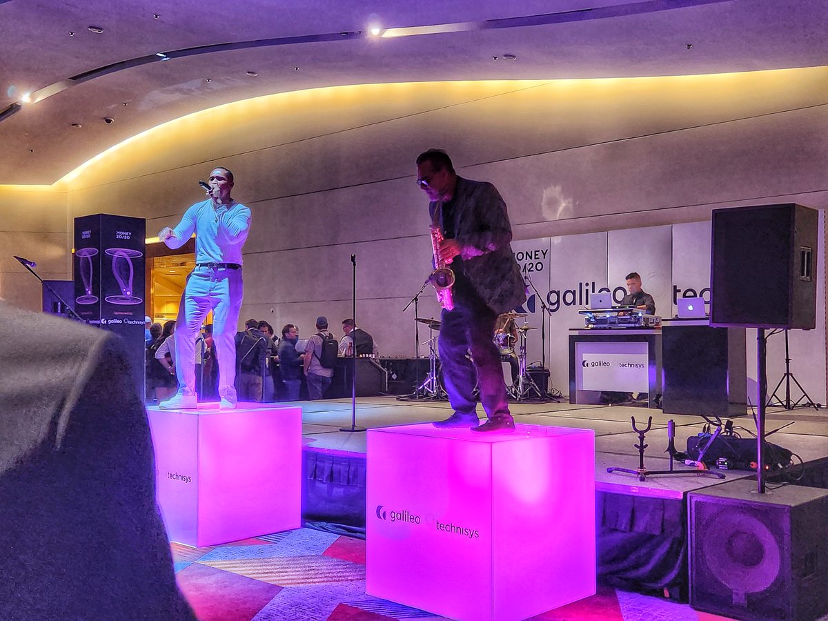 Music Monday! 🎶 Throwback to our amazing beatboxer, saxophonist, and DJ act from Money 20/20 last year! Not only do we do custom trade show booths and full event productions, we provide the entertainment too! 😉
#jettheagency #musicmonday #eventprofs #eventproduction