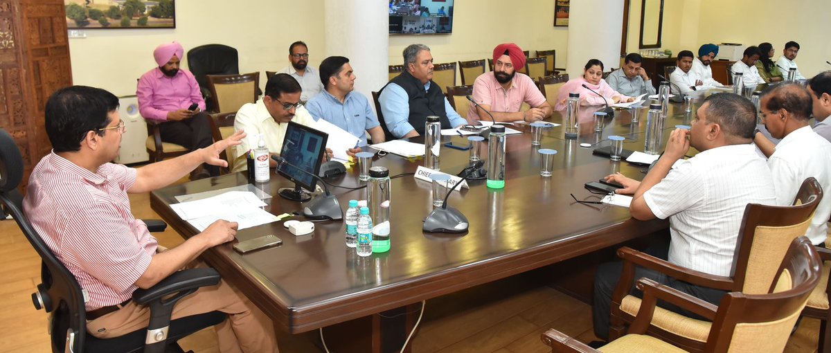 CsPunjab's tweet photo. Following the instructions of the CM @BhagwantMann to normalize the situation &amp; provide relief to the affected people, reviewed the current situation in the flood-affected areas in a meeting with Secretaries and DCs. CM has already released Rs. 10 Cr for clean drinking water https://t.co/kRmcnycfIn