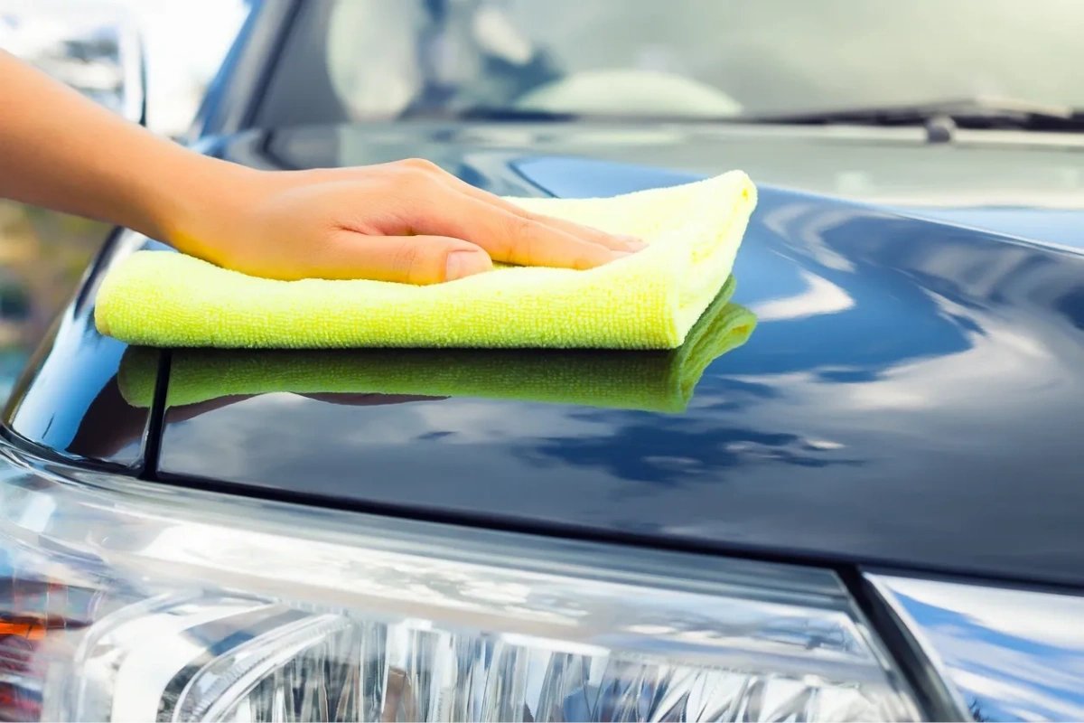 vmscollision's tweet image. Stick with microfiber cloths or towels to wipe down your vehicle. They are softer, more absorbent, and will do a better job of protecting your car's finish.