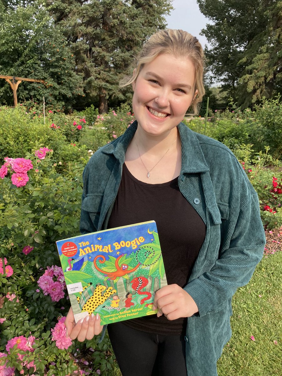 StAlbertLibrary's tweet photo. We’re ready to read, sing, and play this morning at the beautiful St Albert Botanic Park! Every Monday, 10 am #everychildreadytoread #stalbertbotanicalgardens #stalbertpubliclibrary https://t.co/WwVCkF5D4M