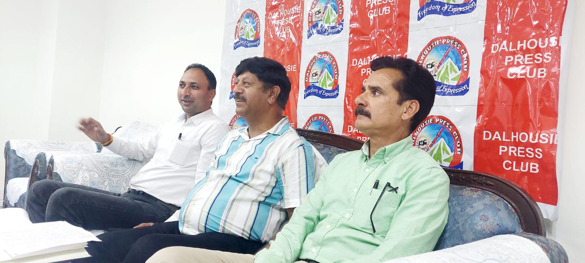 TheNewsRadar1's tweet image. Chief Engineer Suresh Mahajan inspects Dalhousie's drinking water &amp;amp; sewerage schemes, assures timely completion 🚰💧💼

Report by: Vishal Anand

#InfrastructureRecovery #WaterManagement #DalhousieProjects #PublicServices