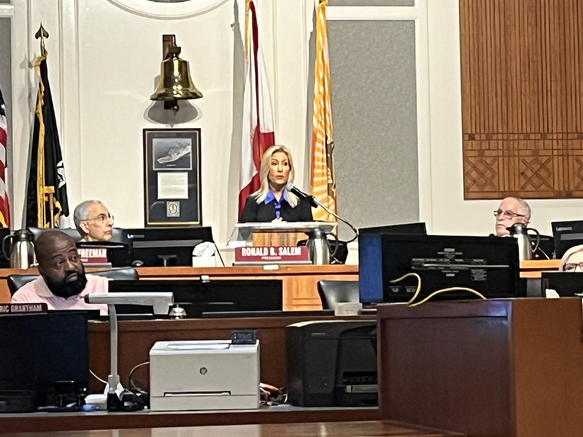 Now: <a href="/MayorDeegan/">Mayor Donna Deegan</a> delivers her first budget address to the Jacksonville City Council. “The investments we are making will improve the quality of life for every family, in every district.” <a href="/CityofJax/">City of Jacksonville</a> #jaxpol #flapol