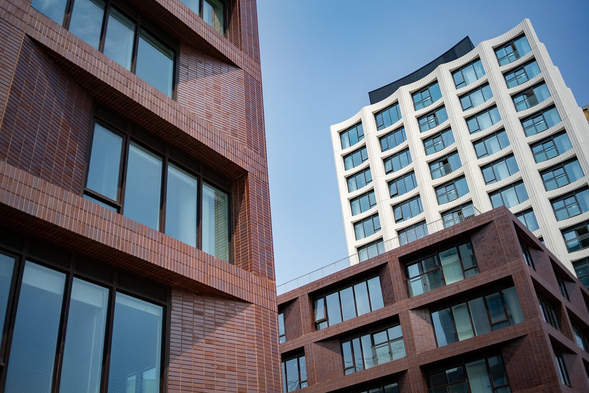 cityoftoronto's tweet photo. Steps away from Toronto's Historic Distillery District and the St. Lawrence neighbourhood, the #CityOfTO welcomes a new mixed-income rental community that includes 231 affordable rentals made possible by the #OpenDoor program. https://t.co/GZKgrkF3X5