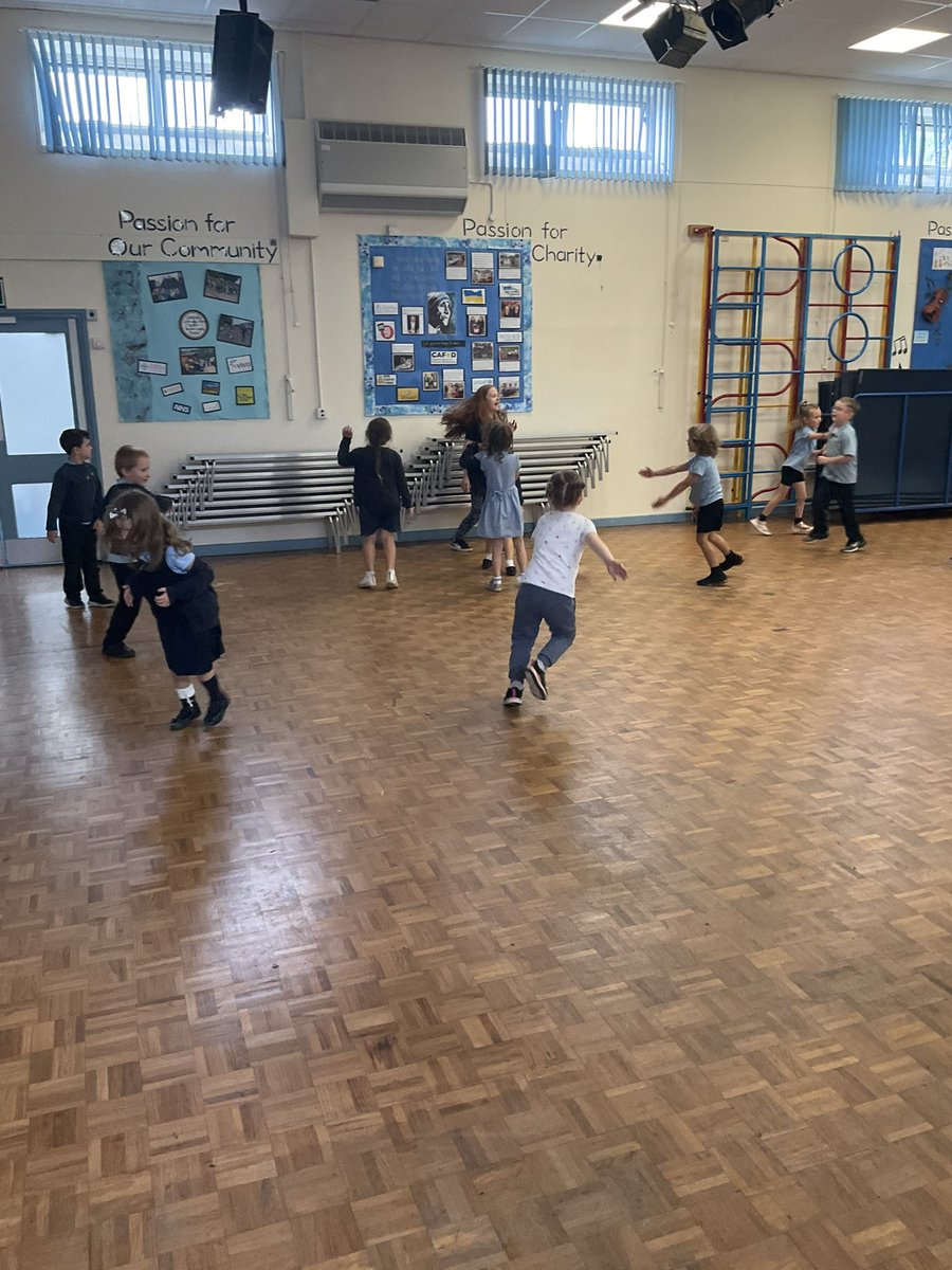 StBernardsep's tweet photo. T1 thoroughly enjoyed Rebecca Davies, British skateboarder, visiting school today. #stbsisactive https://t.co/d9IaRd0GN8