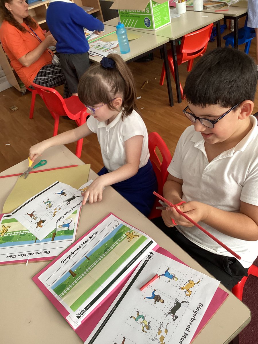 GSPSGermany's tweet photo. We have had a fantastic afternoon exploring different types of fastenings and making our own sliders! @GSPSGermany @GwladysStPrim #GSPSDT 🇩🇪👏❤️ https://t.co/vpzHC3DHN5