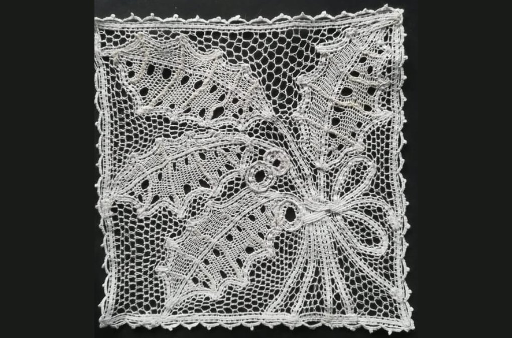 The exquisite handiwork of Borris Lacemakers is helping to revive the traditional craft of Irish lacemaking in Co Carlow, writes Helen Doyle, PhD candidate, <a href="/MaynoothHist/">Maynooth History</a> 

maynoothuniversity.ie/research/spotl…