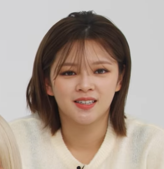 jeongyeonhour's tweet photo. https://t.co/l9VqnoTEim