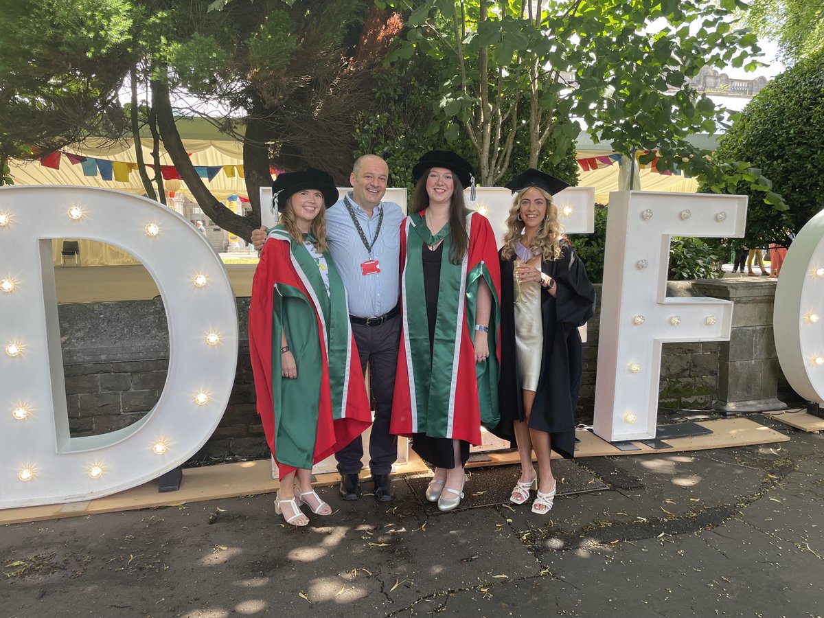 alanlparker's tweet photo. Super proud of these three #VITALab @virustinkerer superstars - congrats Dr @emilyanne611, Dr @bio_tabs and @HannahPreston99 MPhil graduating today @cardiffuni @DCGResearch https://t.co/dEWd26s5Ip