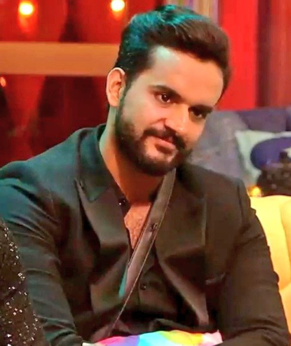 BiggbossKaTadka's tweet photo. Who is the Boss of the house?

Like for #AbhishekMalhan 
Like for #ElvishYadav 

#AbhishekIsTheBoss
#ElvishIsTheBoss 
#FukraInsaan #Elvishraosahab 
#BiggBoss #BiggBossOTT

Like.                          RT. https://t.co/hSQWjLdj6M