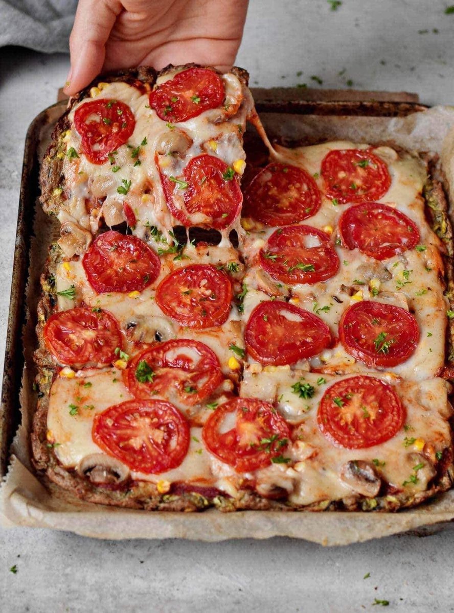 ela_vegan's tweet photo. Low-carb pizza crust!
It's so easy to make, very tasty, and you can top it with your favorite toppings, then bake, and enjoy! 😃🙌
📌Recipe: https://t.co/Qgkr96UW0F
#Elavegan
#veganrecipe
#glutenfree
#ketopizzacrust https://t.co/6nmCkQRQKX