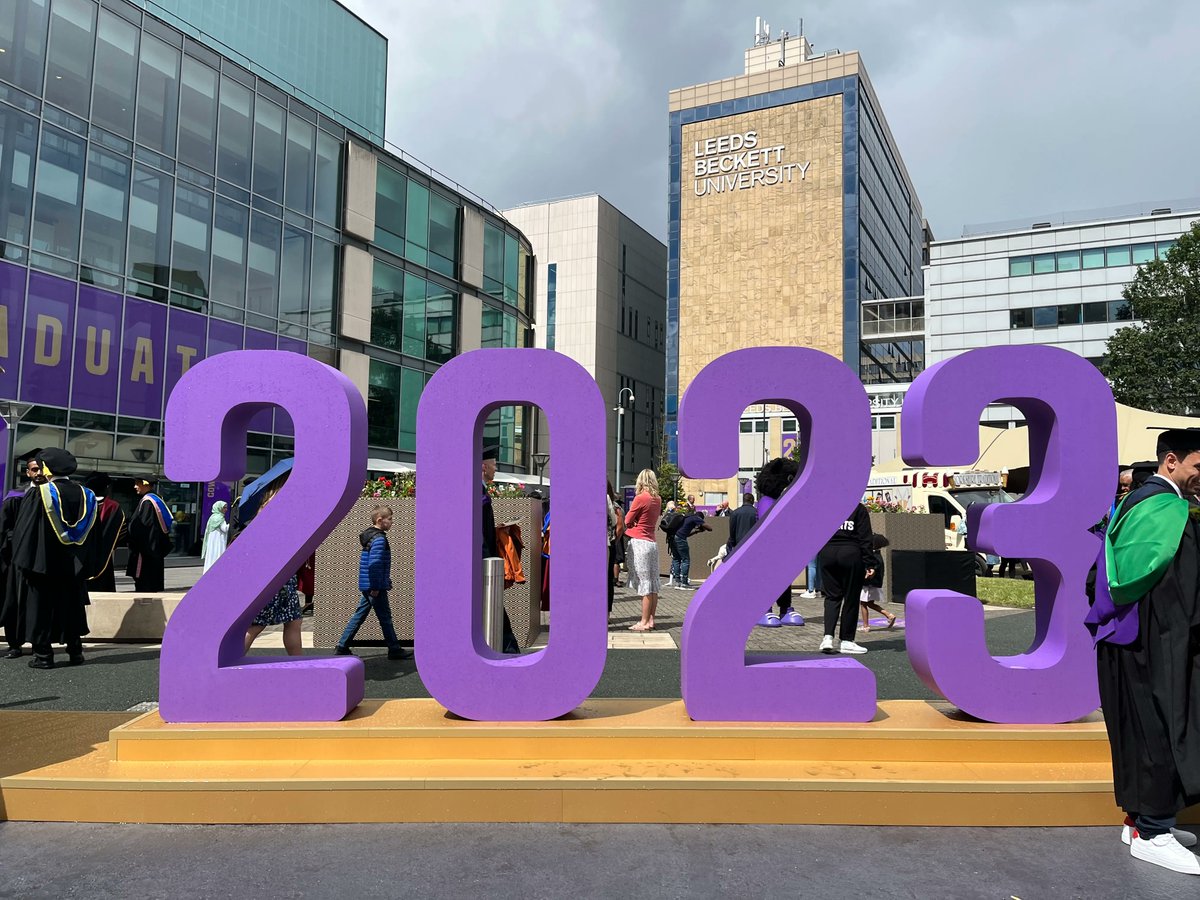 LeedsBeckettSU's tweet photo. Congratulations to everyone graduating from Leeds Beckett this week 🥳💜 

We can't wait to celebrate with you! https://t.co/oTrmIRYMpq