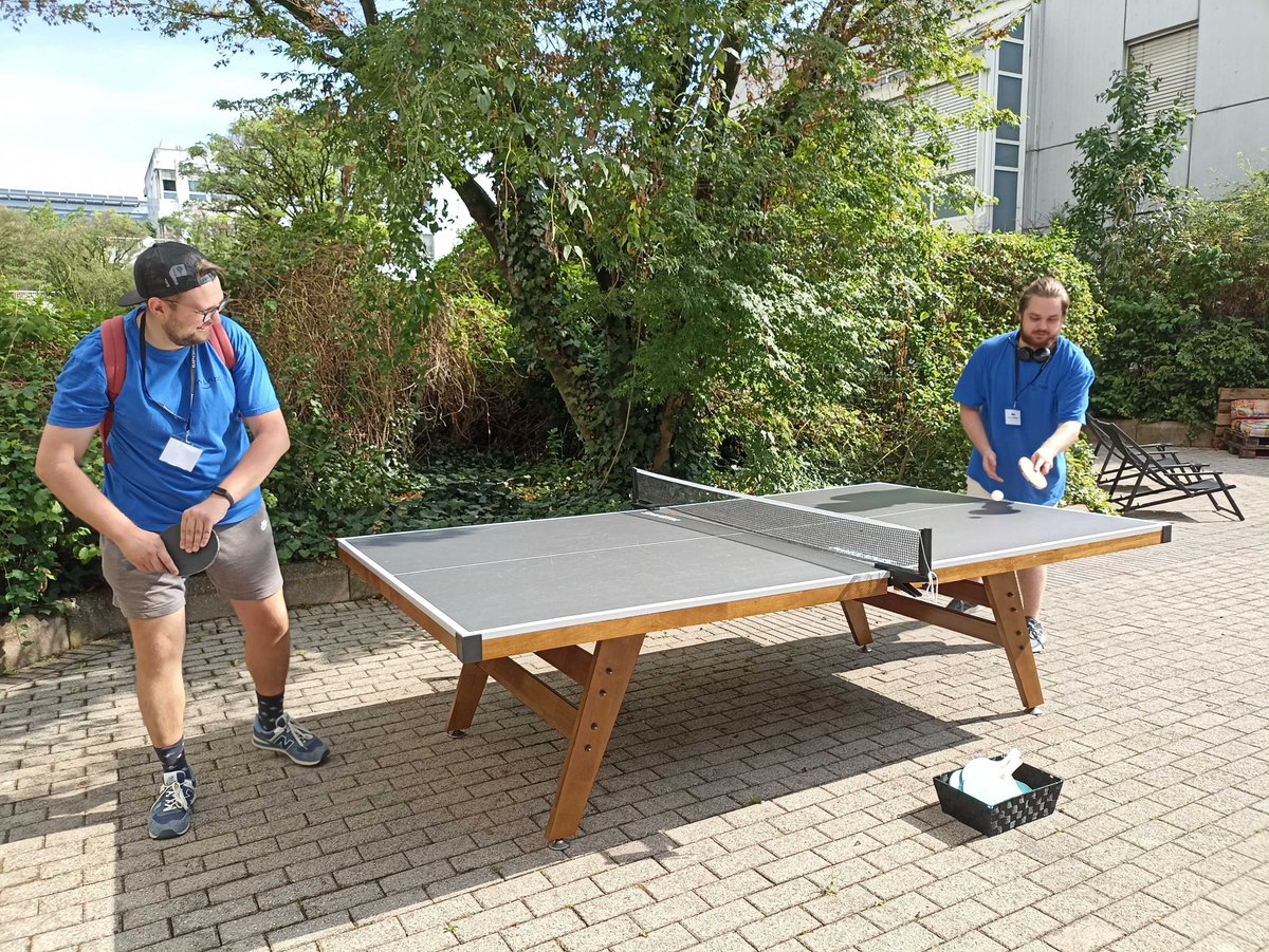 palark_com's tweet image. More photos to give you a better feeling of how #KCDMunich is happening include an excellent Kubernetes shield from @komodor_com, a swing by @LiquidReply, and even some table tennis. Thanks, @KCDMunich, for this fantastic event! 🤩 #KubernetesCommunityDays