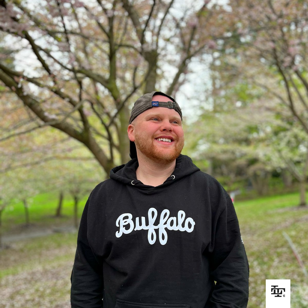 LoyalTCo's tweet photo. It's a beautiful Monday, 𝓑𝓾𝓯𝓯𝓪𝓵𝓸 🦬☀️

This item, and more, are ON SALE at 🌐https://t.co/ZGkNDWxnOQ when you use the code "JULY30" for 30% OFF"💸

#buffalony #buffalove #buffalo #buffalokids #explorebuffalo #buffalofood #buffalobills #billsmafia #buffalowings https://t.co/ApUQrbRry1