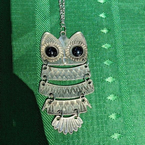 uwantmooretash's tweet photo. So good I had to share! Check out all the items I'm loving on @Poshmarkapp #poshmark #fashion #style #shopmycloset #owl #talbots: https://t.co/tCI1q6EKLT https://t.co/PS49XB55Hj