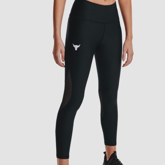 SparkleDustGab's tweet photo. So good I had to share! Check out all the items I'm loving on @Poshmarkapp from @eMclectic @Thrift_EdThread #poshmark #fashion #style #shopmycloset #maurices #underarmour: https://t.co/TYlFzQye1o https://t.co/yzDFuttEvE