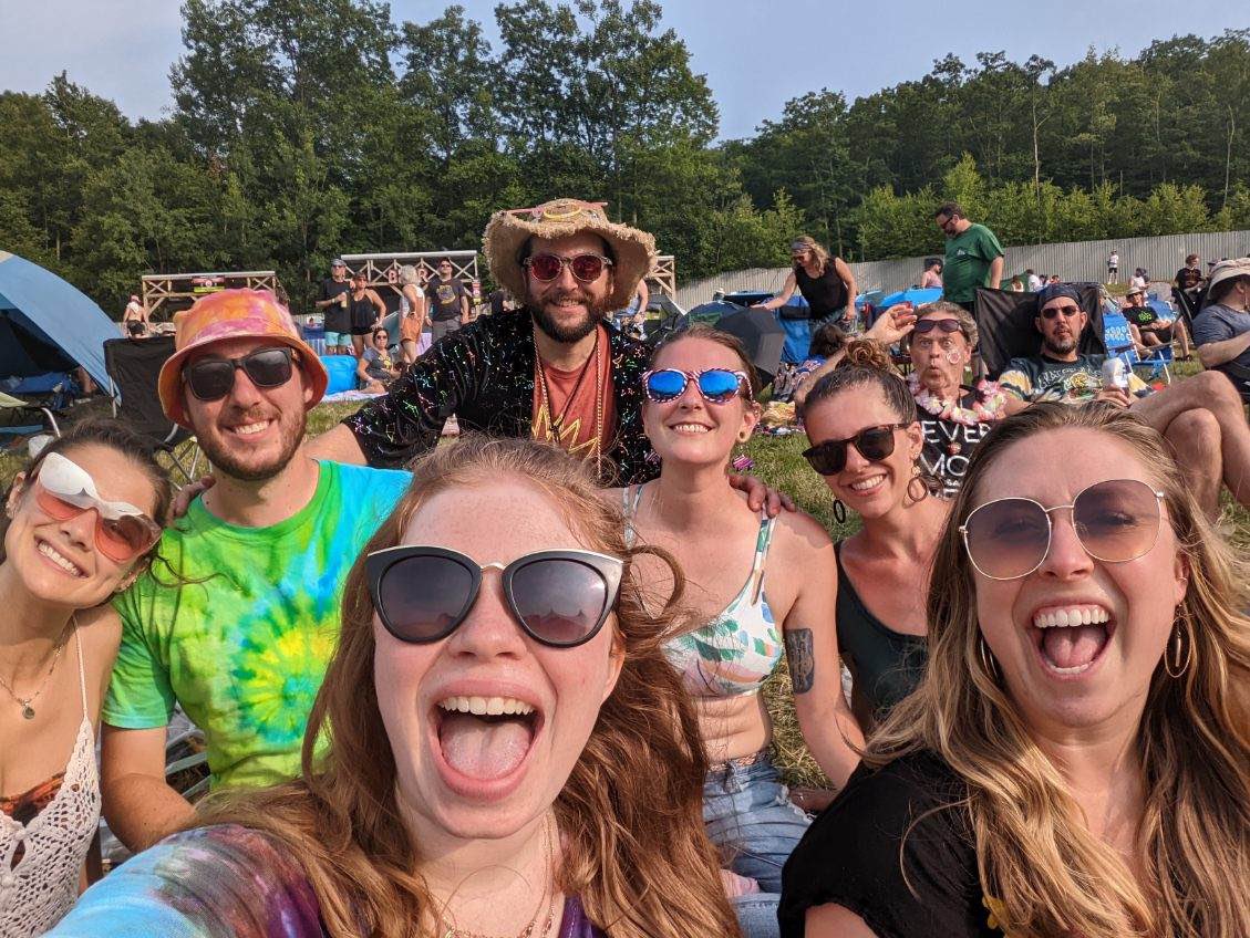 The past 6 months there have been a lot of changes for me in deciding whom I share my energy w/ and who I surround myself with. I can tell you whole heartedly…. I def. DO brag. I have some of the best people on EARTH as friends. I am seriously so grateful &amp; happy every day.