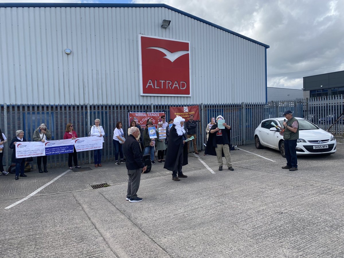 Representing @SlaterGordonUK with Caitlin Jones and Ellie Parker Smith today at @ForumAsbestos #CapeMustPay demonstration in Warrington, outside of Altrad’s offices. Excellent speeches and voices from @MerseysideAVS @ReadleyMeso @AsbestosGMAVSG  @CheshireAVSG and others!