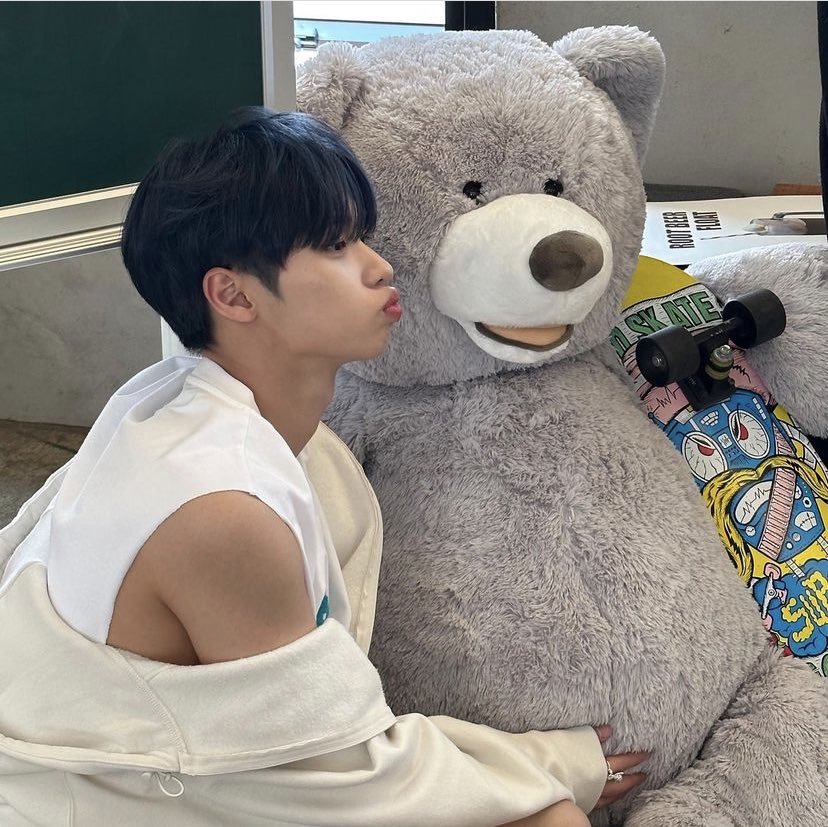 모동 tweet media
