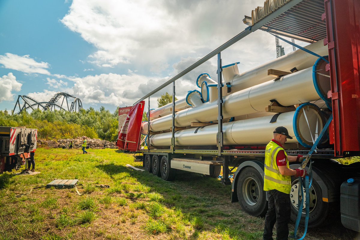 J_Silkstone's tweet photo. Project Exodus’ supports have touched down at Thorpe Park!! 🎢 https://t.co/qNq9YeVz8b