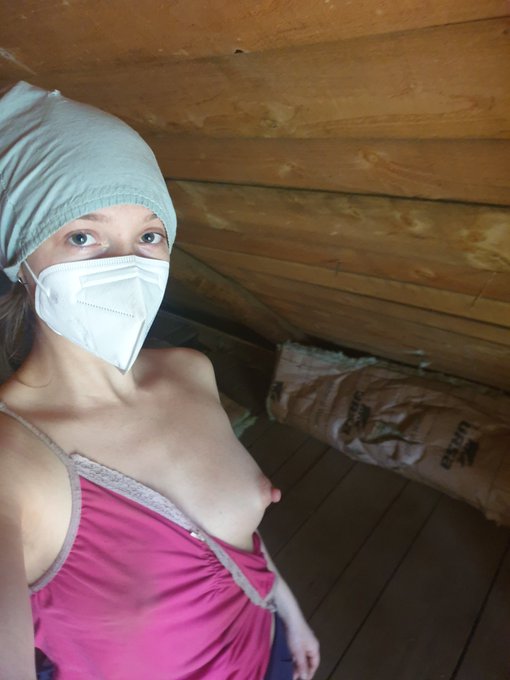 Isolation encore aujourd'hui, tenue sp&eacute;ciale laine de verre ^^ je vous montre un t&eacute;ton pour rendre cela<a href="/tag/dimanchedouceur"class="tags"><span>#dimanchedouceur</span></a>