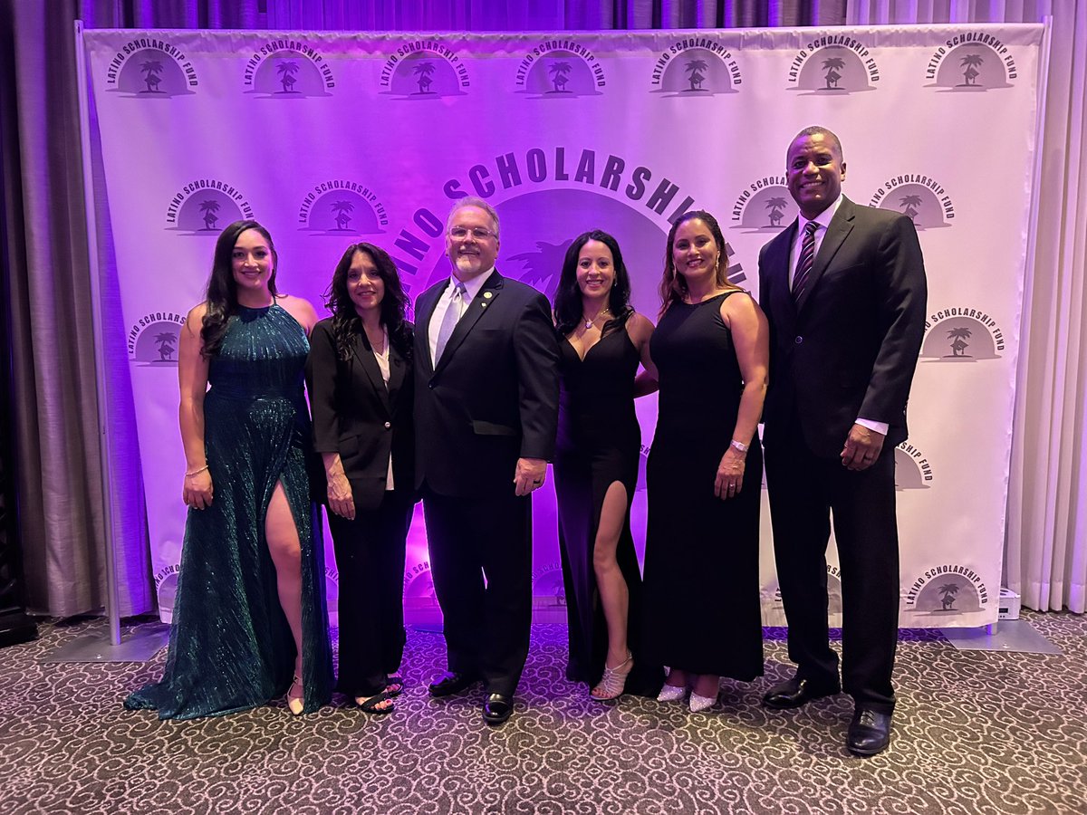 MayorEsposito's tweet photo. The Latino Scholarship Fund is a wonderful organization dedicated to advancing the educational and career opportunities of Latino high school seniors in Fairfield County and New Milford. https://t.co/3PtOMzxHtd