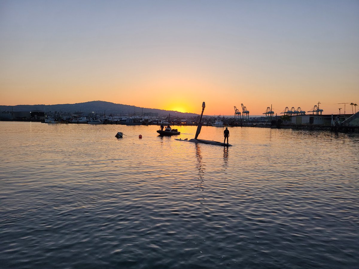 Our work to develop the next generation of ships and submarines never stops! From dawn to dusk, our team is working tirelessly to build and test the U.S. Navy’s latest #unmanned undersea vessel, Orca, which recently conducted its first #autonomous in-water testing! #NAVSEA