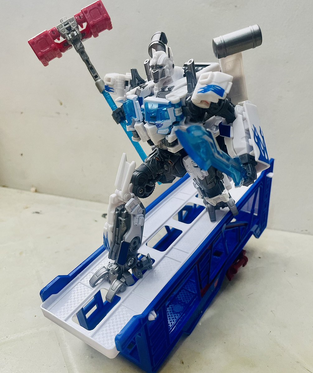 ⨂ X - artist, X’s Toy Universe tweet media