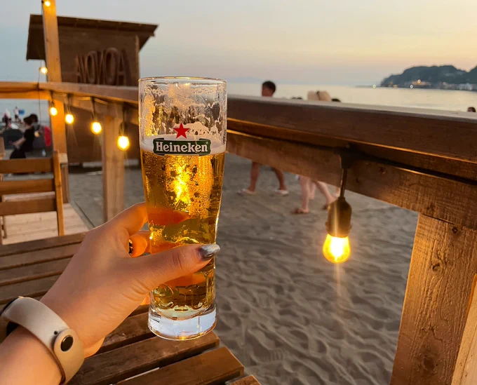 夕方に由比ヶ浜へ行って給油しました🍺夜は涼しいのでみなさんお犬を連れてきてて羨ましかったです。次回はわたしもエースくんを連れてこようかな🐶🏝 今日の制作はここまで!! おやすみなさい。