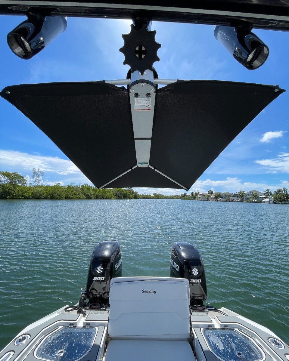 taco_marine's tweet photo. No more hot seats on deck! 😅🔥 Keep your cool and protect your skin with ShadeFin boat shade - the ultimate accessory for every boat lover. ☀️🚤

#shadowinseconds #shadefinboatshade #staycoolonthewater #boatlifemadeeasy #shadefin #boatshade #sunprotection #boating #tacomarine https://t.co/WJHeIl92P7