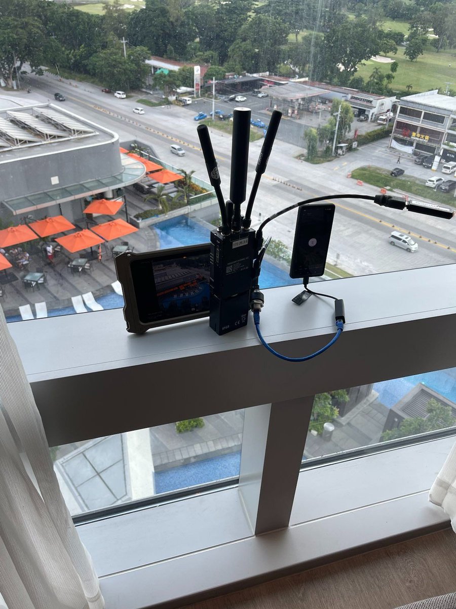 PSWaveRelay's tweet photo. Our team supported a large scale exercise by combining both the #WaveRelay #MANET and #CloudRelay solutions into a tactical network architecture. We leveraged our #CloudRelay connections by using our #MPU5 with the #FACT from @TytoAthene, which provided immediate connectivity. https://t.co/bLic7dryqH