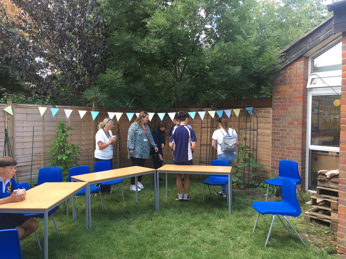 Princes Trust Celebration in the Hub 💙💛